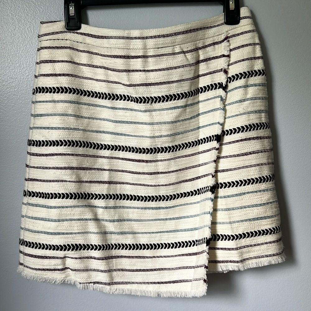 Loft size 6 striped with Fringe